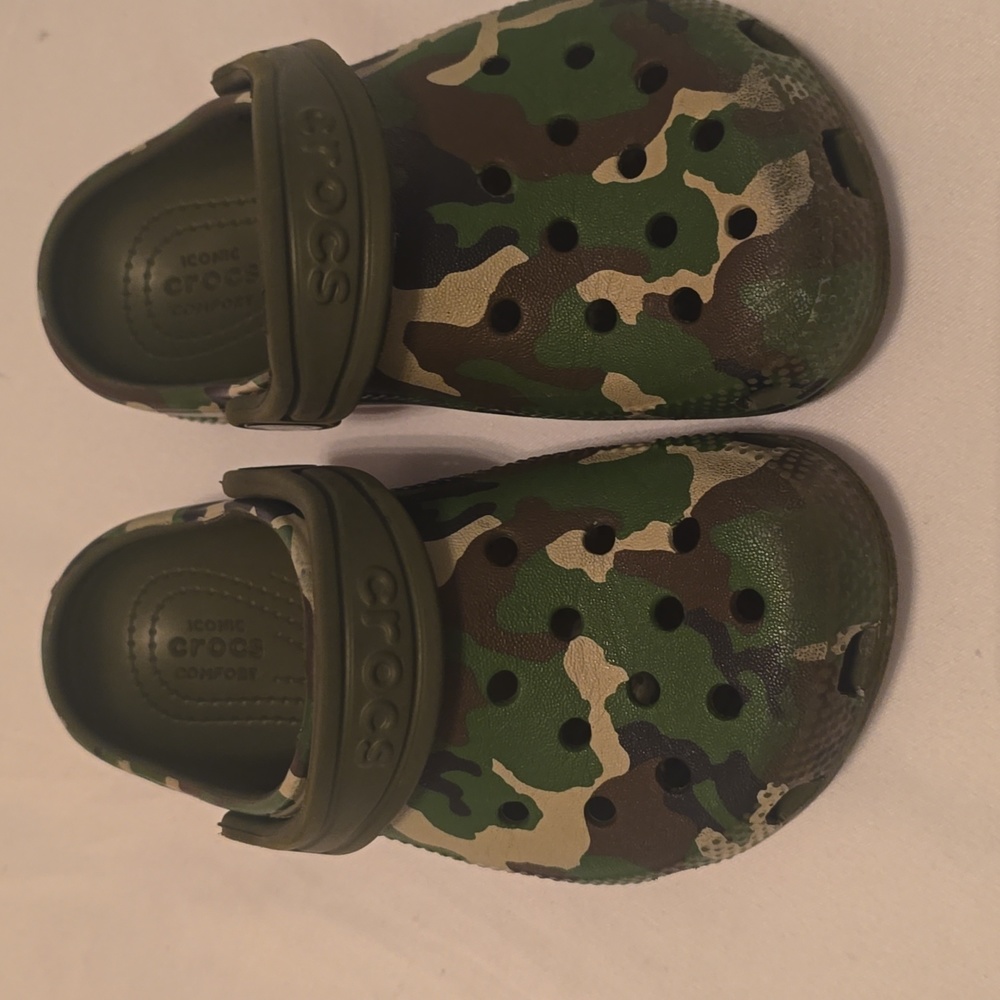 Crocs boys 10C